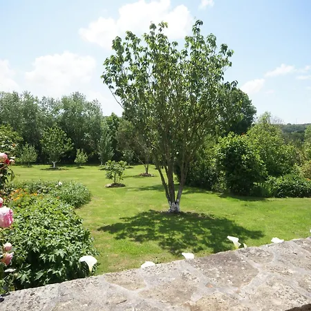With Enclosed Garden, Cleaning Included